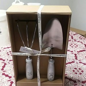 Rae Dunn Garden Tools